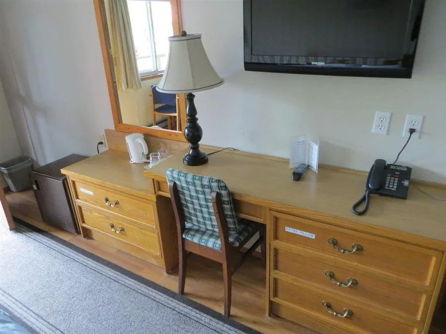 Schooner Motel