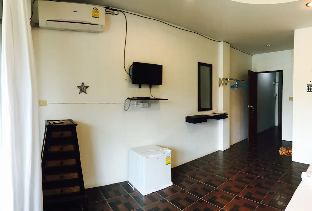 Lanta Friendly House