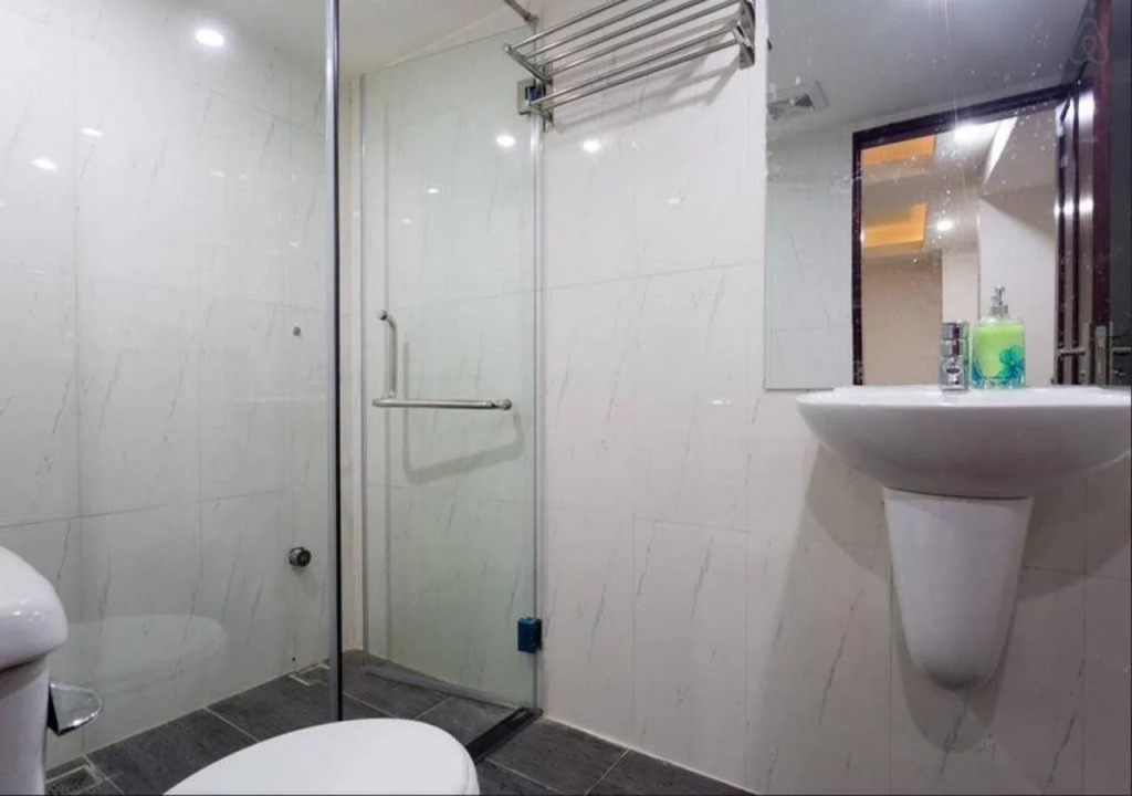 Hachi Hostel