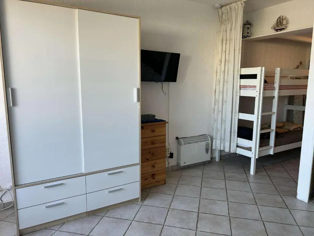 Appartement Port Camargue, 1 pièce, 4 personnes - FR-1-250-151
