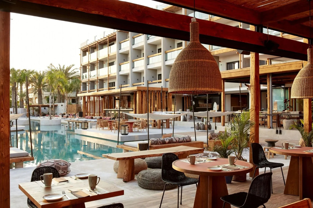 The Syntopia Hotel