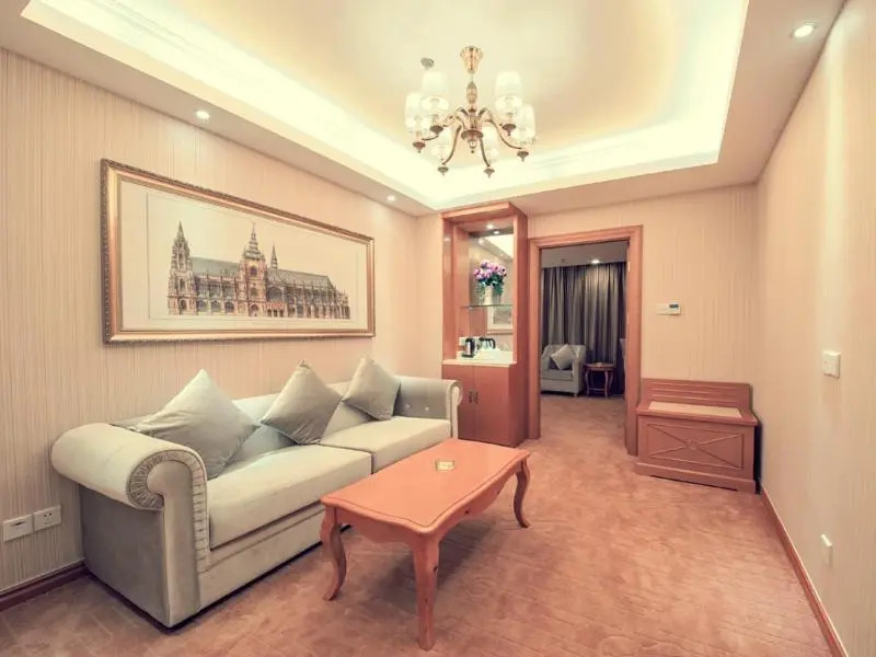 Vienna Hotel Rugao Zhengxiang Square branch