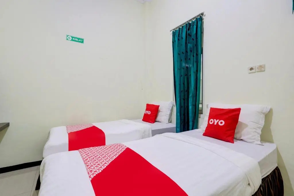 Djati Homestay Redpartner near Gor Djarum Kudus