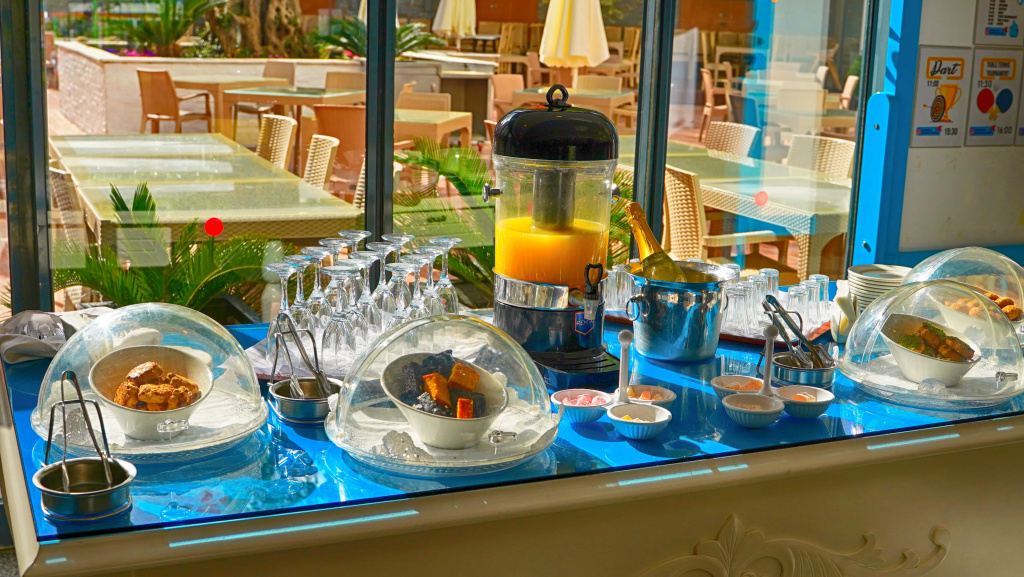 CLUB AQUA PLAZA