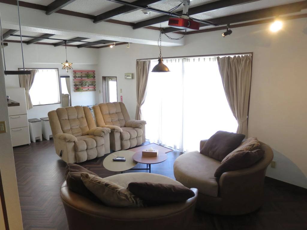 Cinema Resorts 1