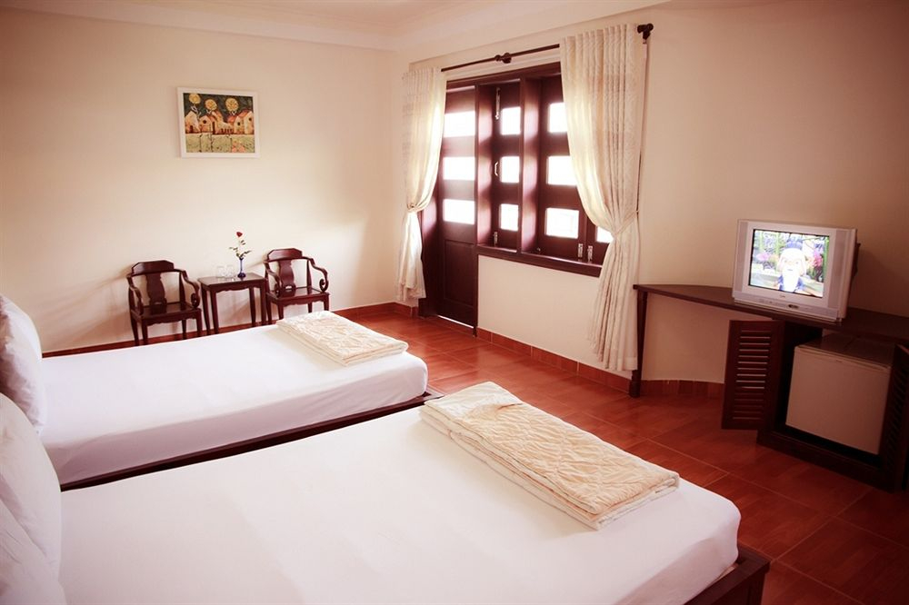 Pha Le Xanh 1 Hotel