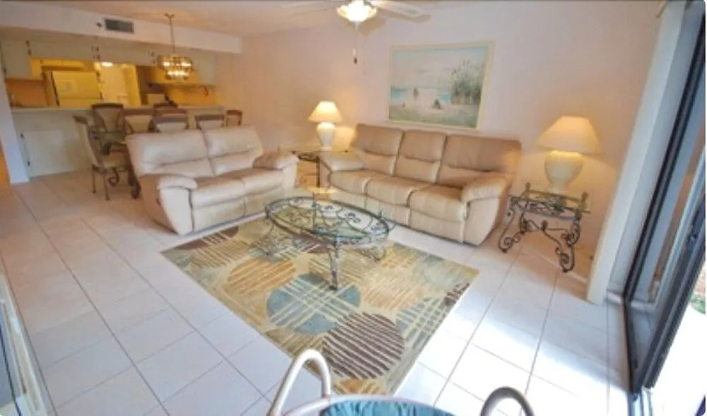 Silver Sands 101 Apartment 2