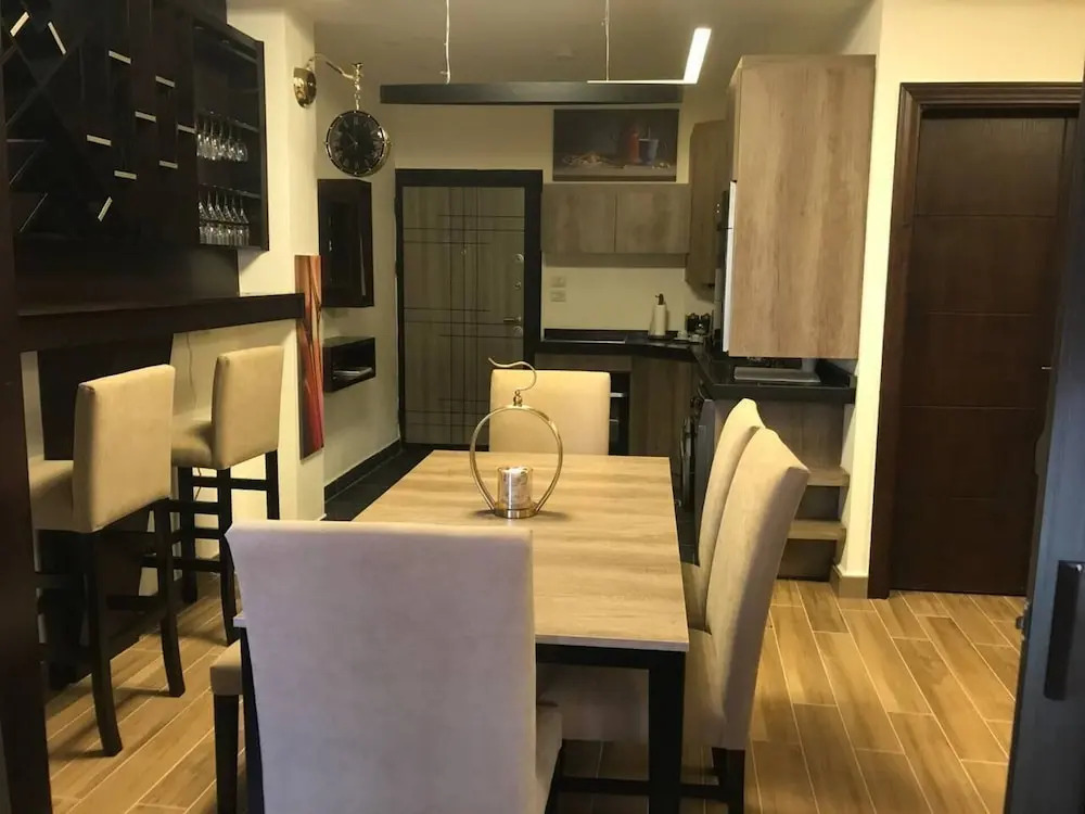 Charming 2-bed Apartment in Amman