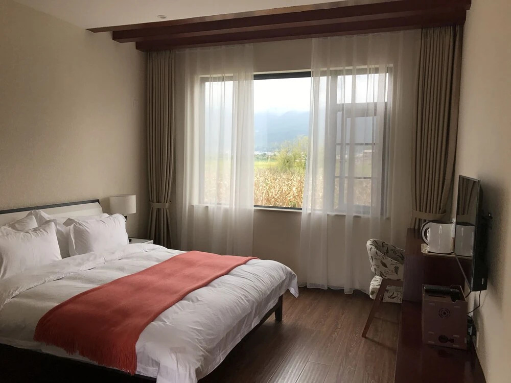 Dali Linghai Xiangyue Inn