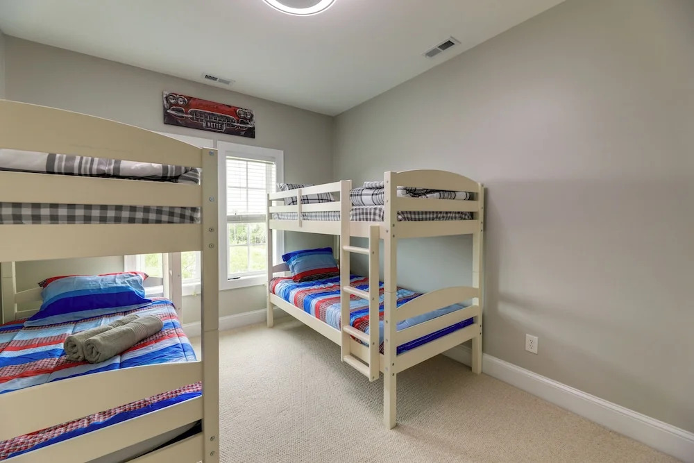 Harkers Island Vacation Rental With Pool Table!