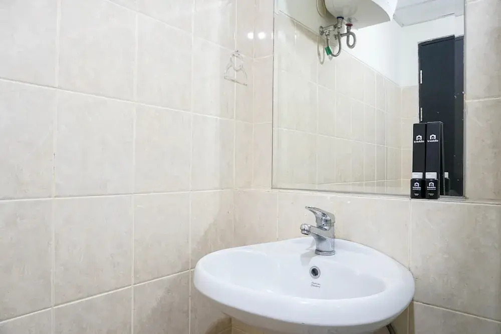 Amazing 1BR Apartment at The Wave @ Rasuna Epicentrum
