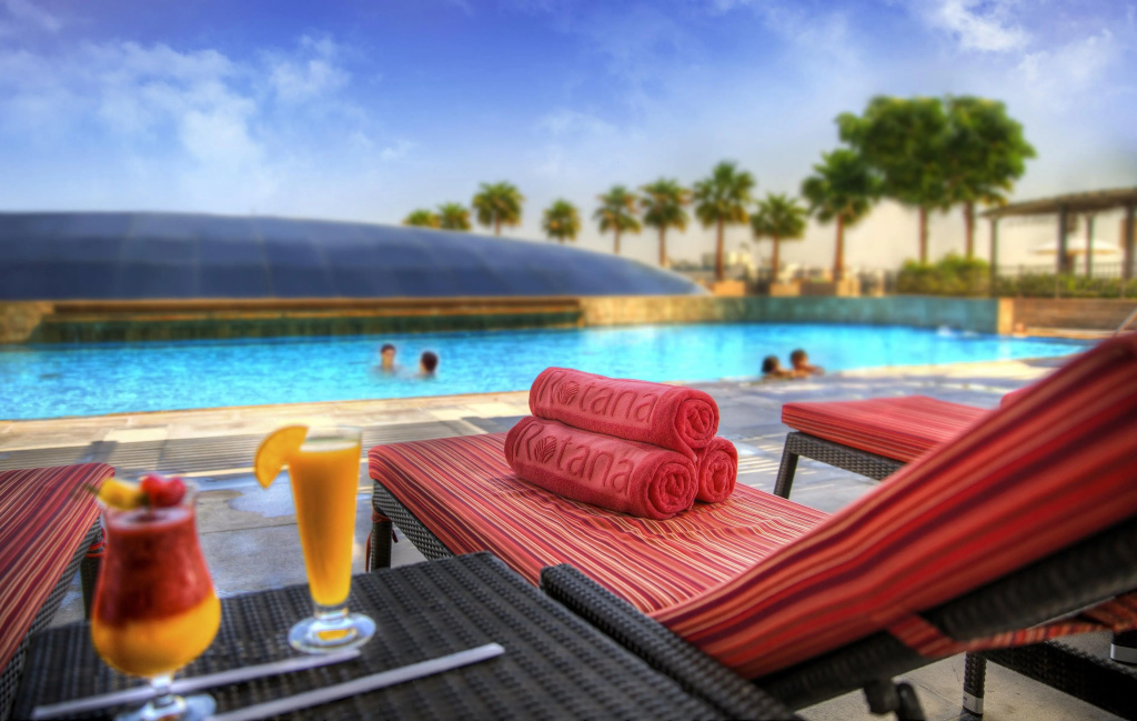 Отель Swissotel Al Ghurair
