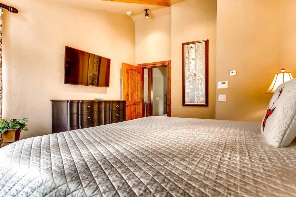 Cypress Mountain Chalet