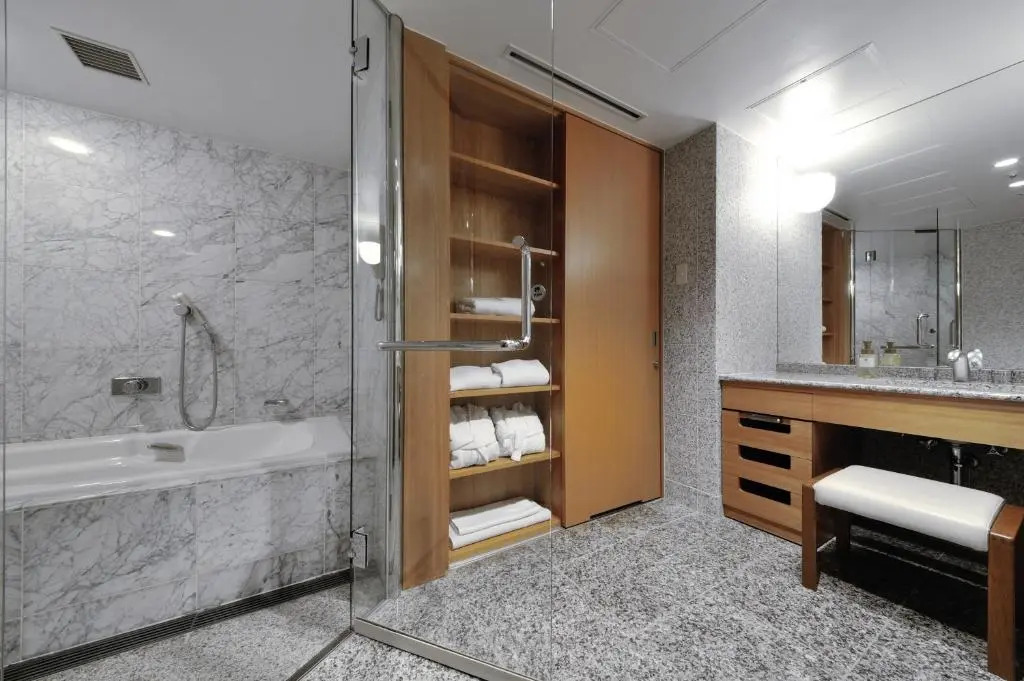 JR Kyushu Station Hotel Kokura