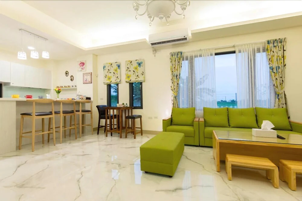Crown Home