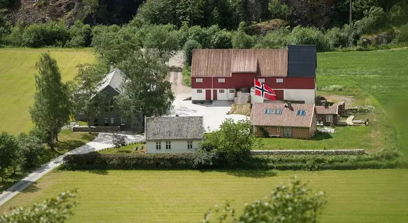 292 Aurland
