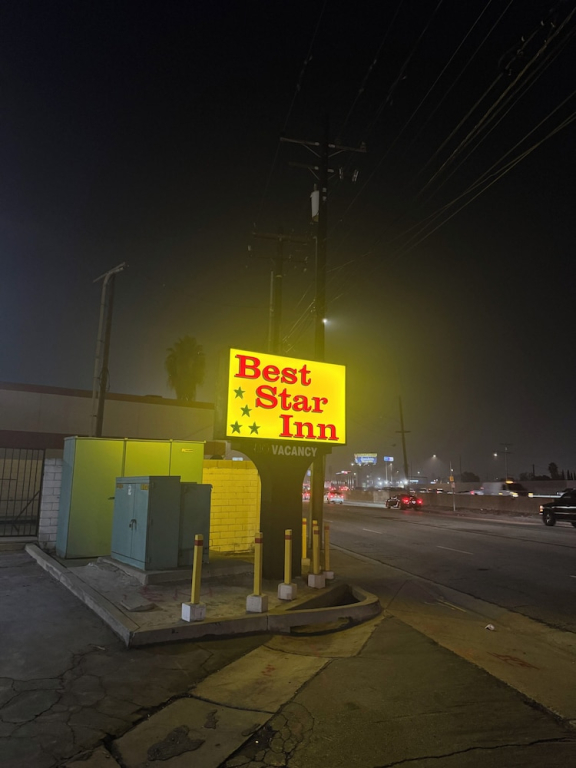 Best Star Inn - LA Commerce Casino, Citadel & I-5 freeway