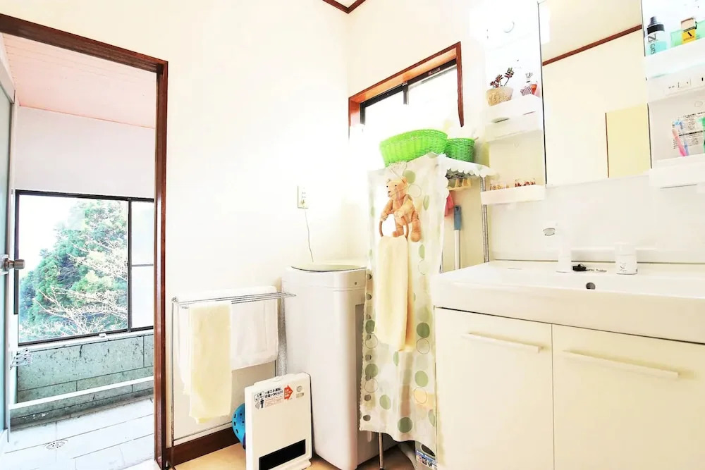 Atami Holiday Home