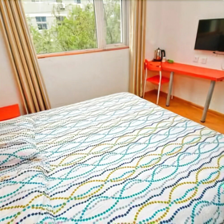 Pod Inn Zhonggulou North Main Street Second Affiliated Hospital of Jiaotong University