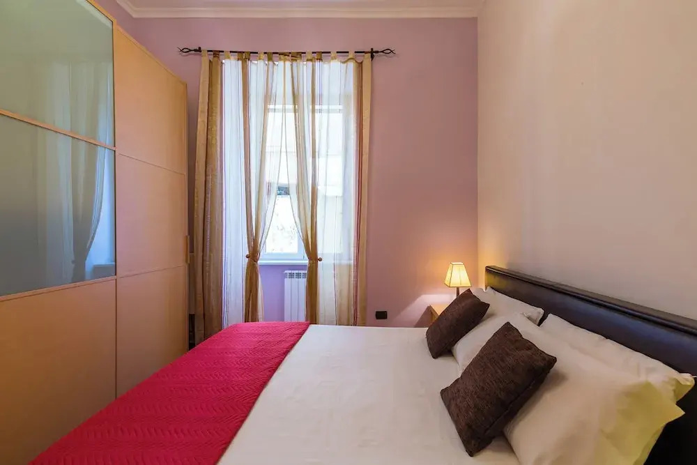 B&B Oasi - Metro Montesanto, Centro Storico