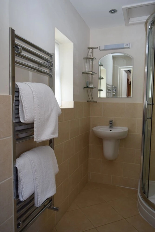 Haseley Coach House Motel