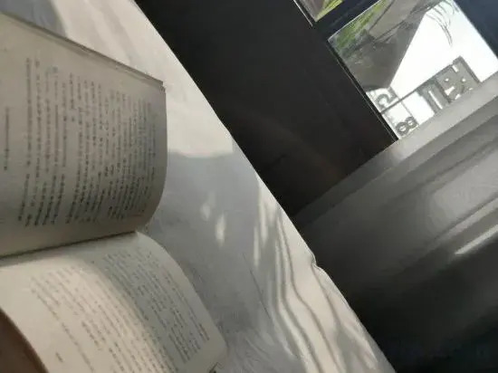 Six Day Business Hotel