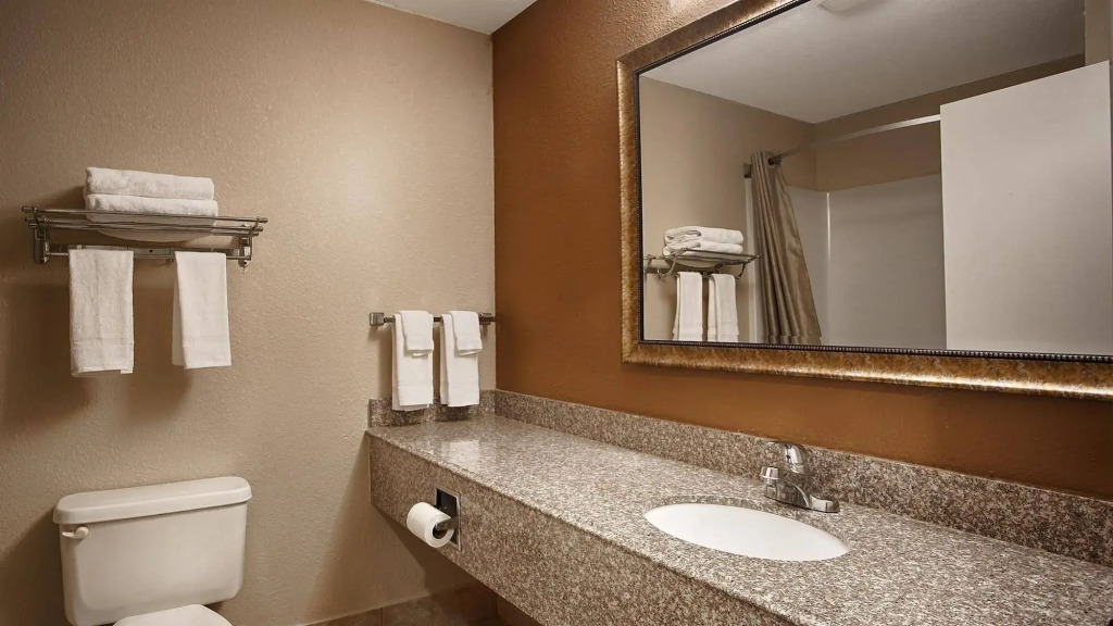 Americas Best Value Inn & Suites Bastrop