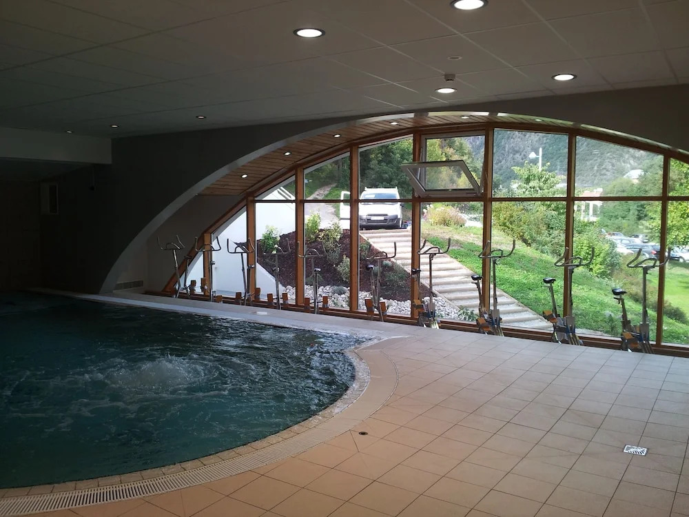 RESIDENCE Rive Droite