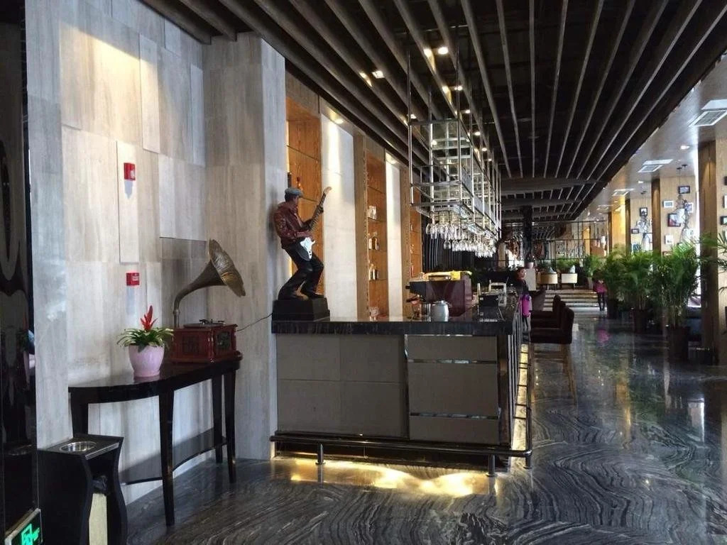 Chengdu Hello Hotel