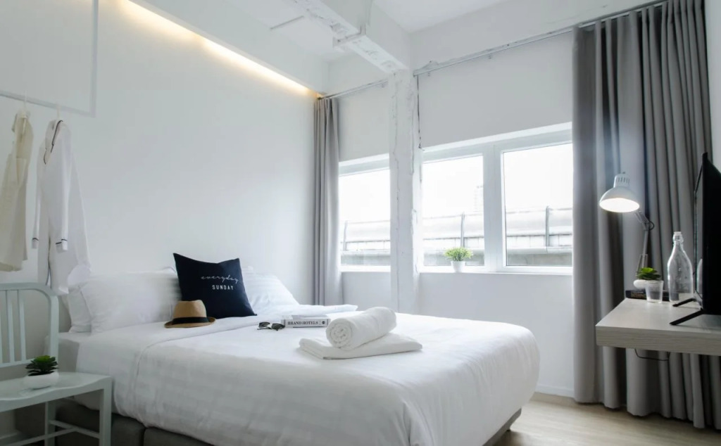 Everyday Sunday Social Hostel