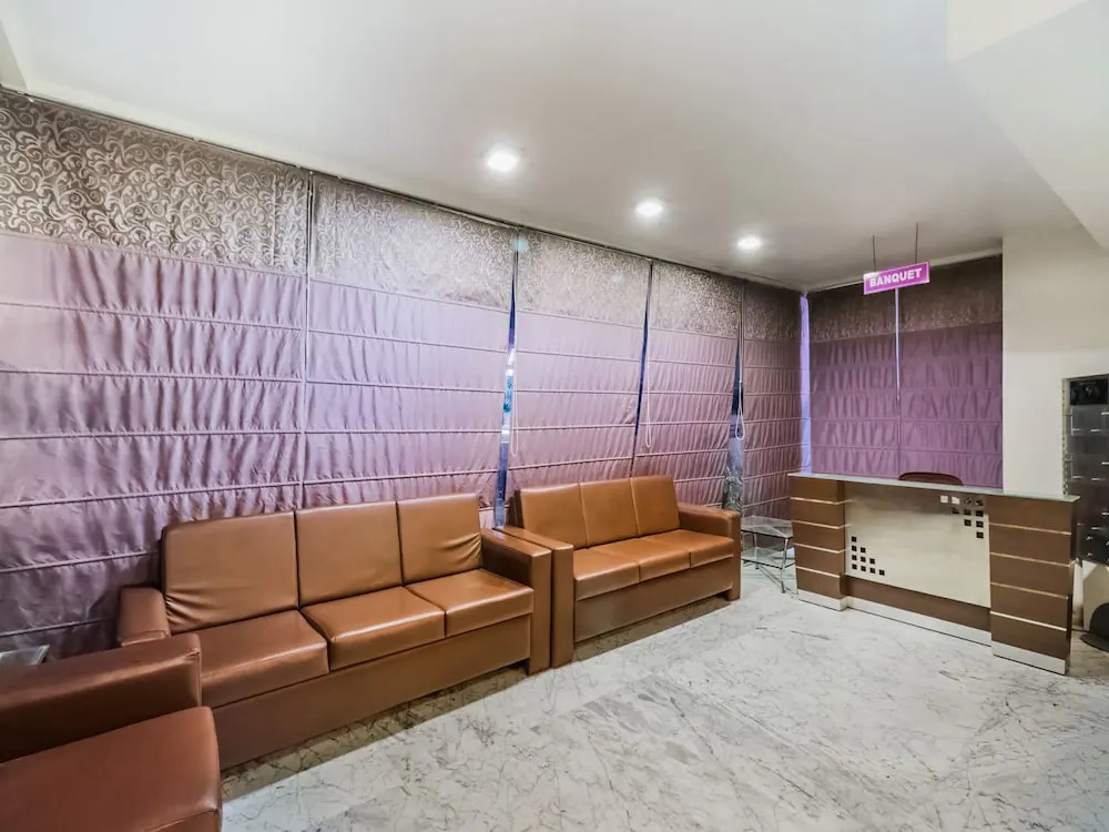 Oyo 36315 Miu Eco Hotel