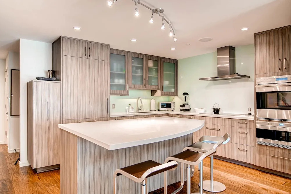 Vail Mountain Lodging by East West Hospitality