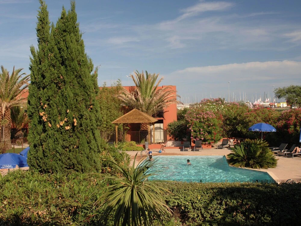 Tidy apartment near the beach in a lively seaside resort