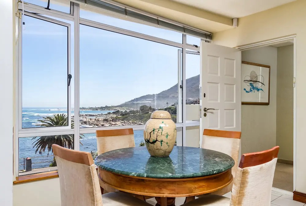 Balie Bay 1 - Adults Only