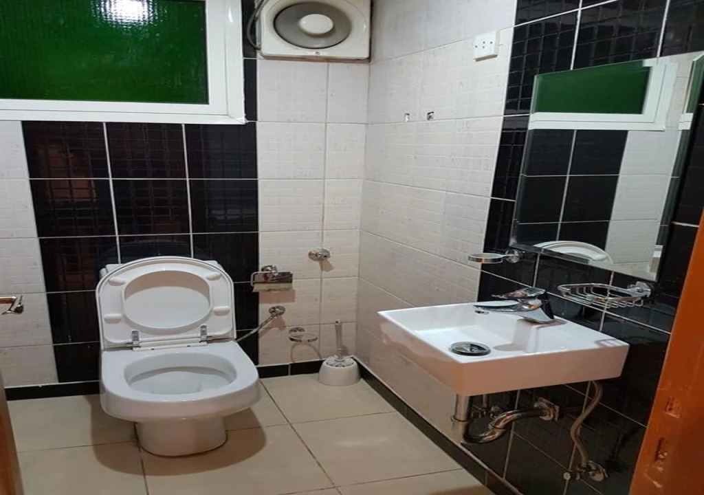 Al Jumeirah Modern Furnished Apartments