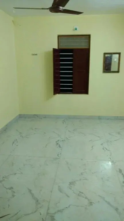 Raghavi Tourist Home
