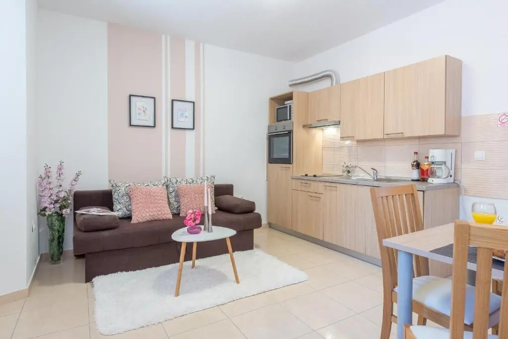 Fora Apartments