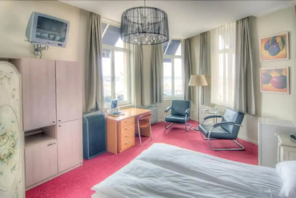 Hotel Antigone