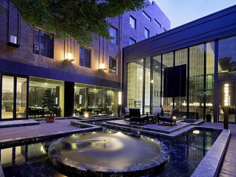 Wuhan Haiting Longan Hotel