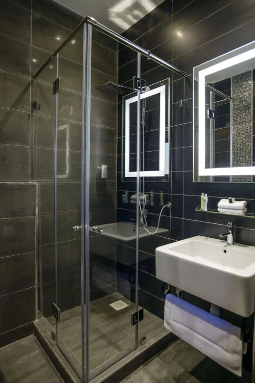 The Landmark Suites Westlands, Nairobi- Next to Westgate Mall