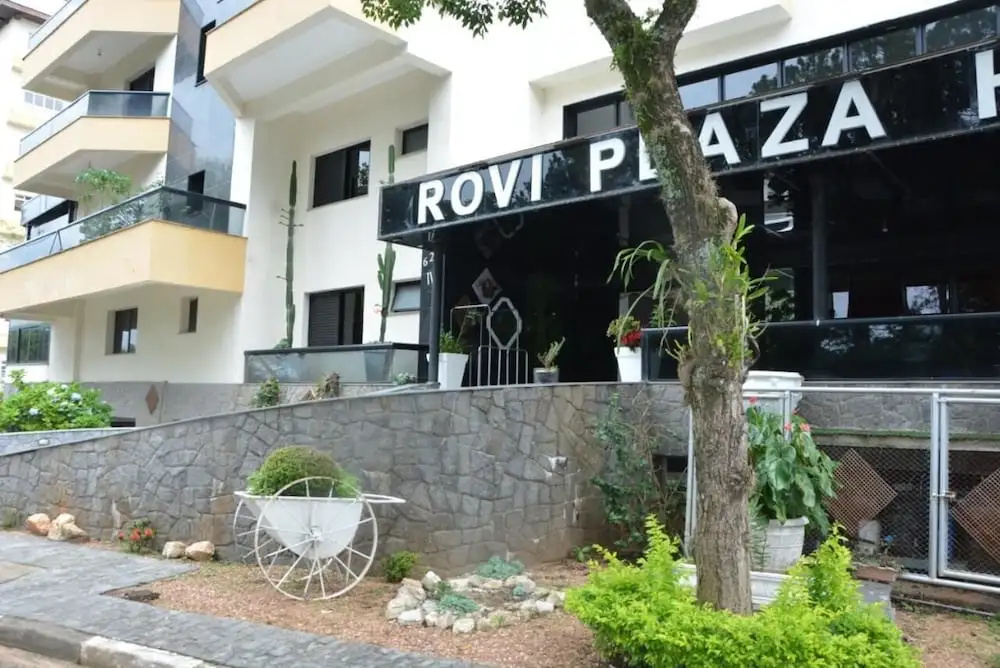 Rovi Plaza Hotel