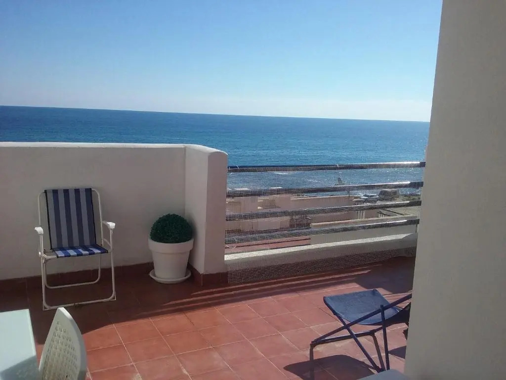 Apartamento Junto Al Mar En La Costa De Almeria