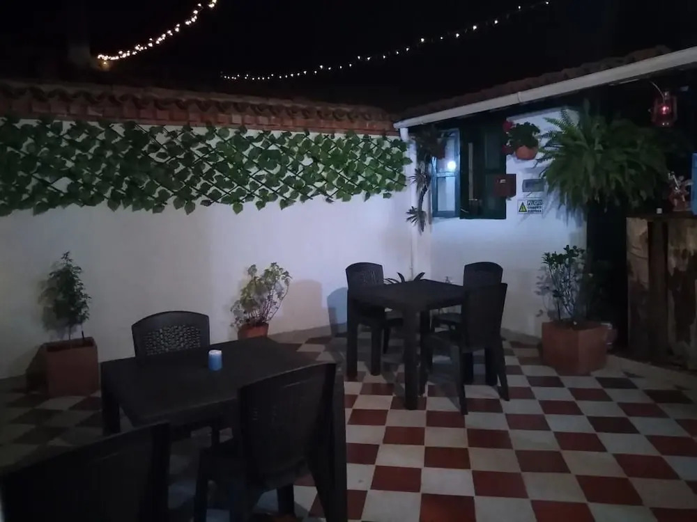 Villa Hostel H & K