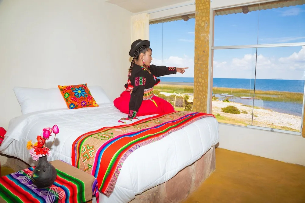 titicaca lodge - LUQUINA