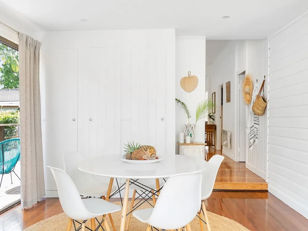 San Juan Surfers Cottage - prime Byron location