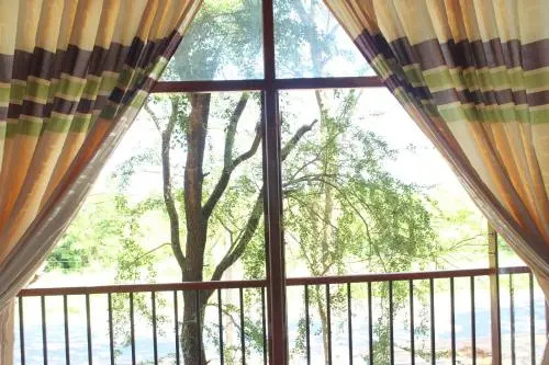Snow Mirage Hotel
