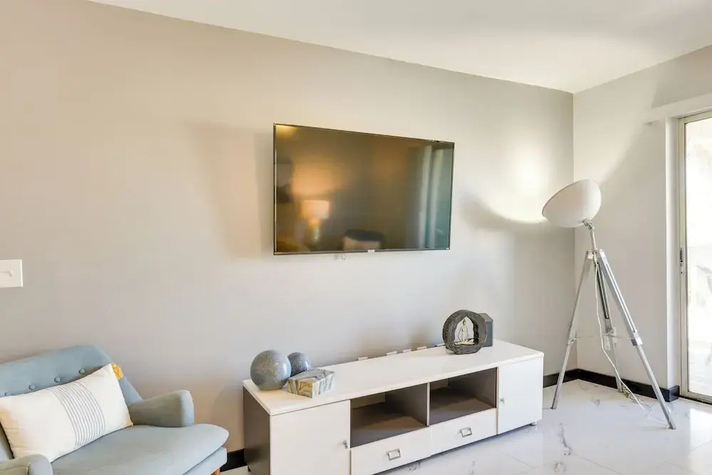 Winter Getaway: Destin Condo by Golf & Dining