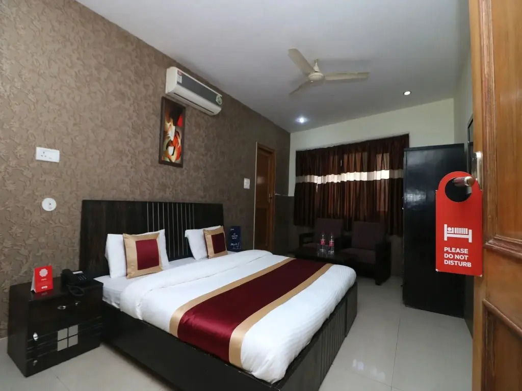 Hotel Dev Palace, Badrinath road, Tapovan- Rishikesh
