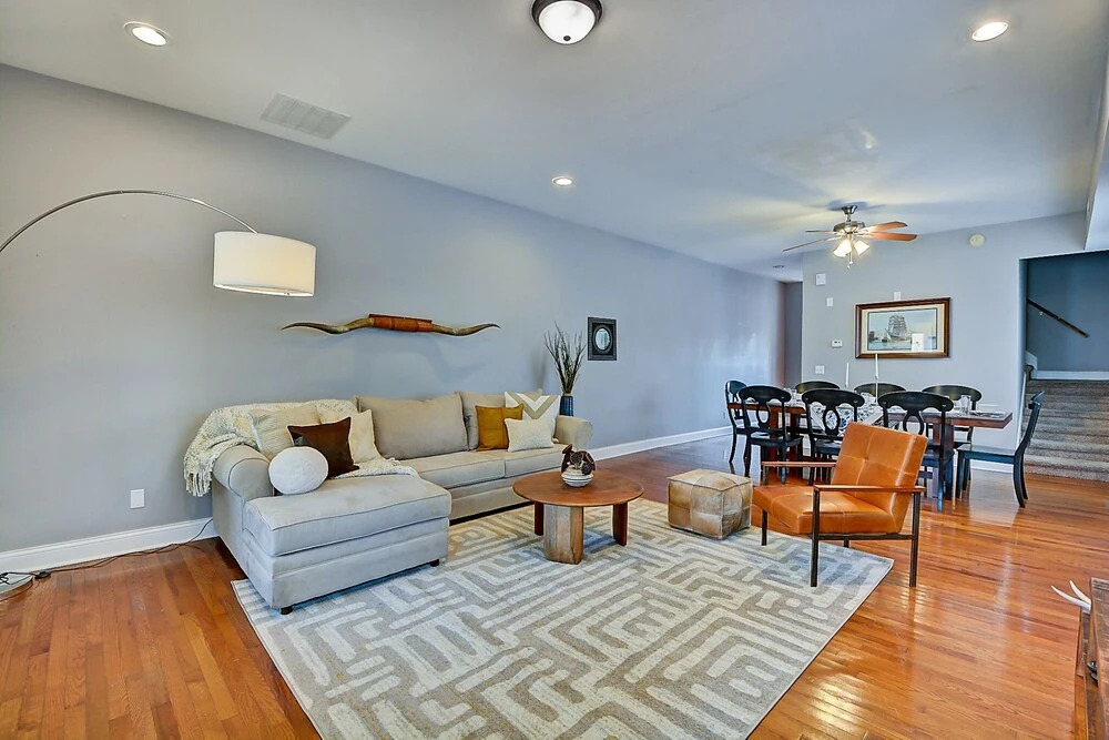 Spacious 4BR House Near Prime Downtown!