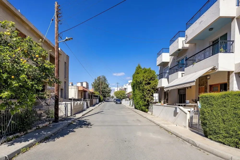 Olga Apt 4- Lovely Studio on Ground Floor
